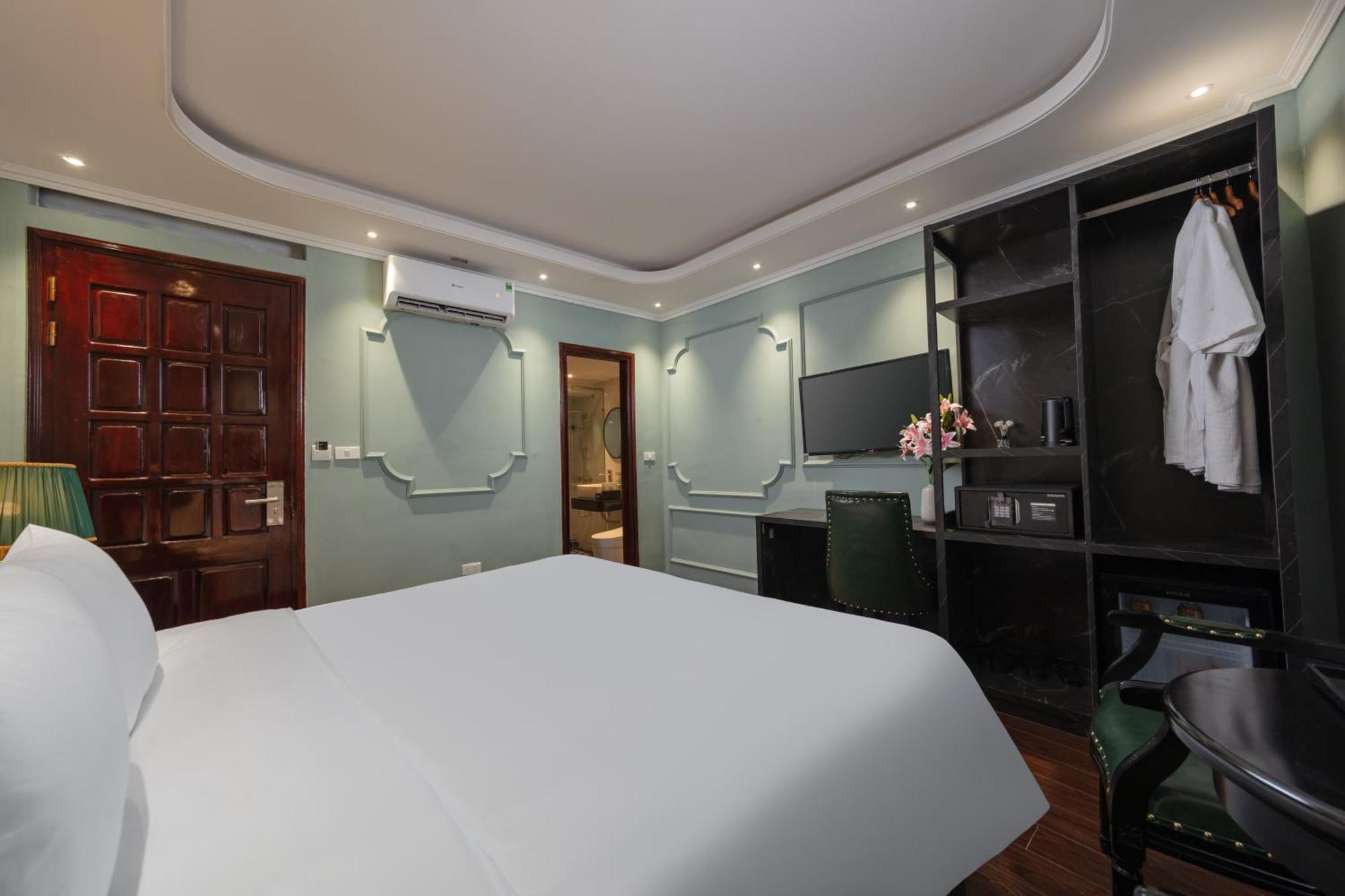 Madelise Grand Hotel Ханой Екстериор снимка