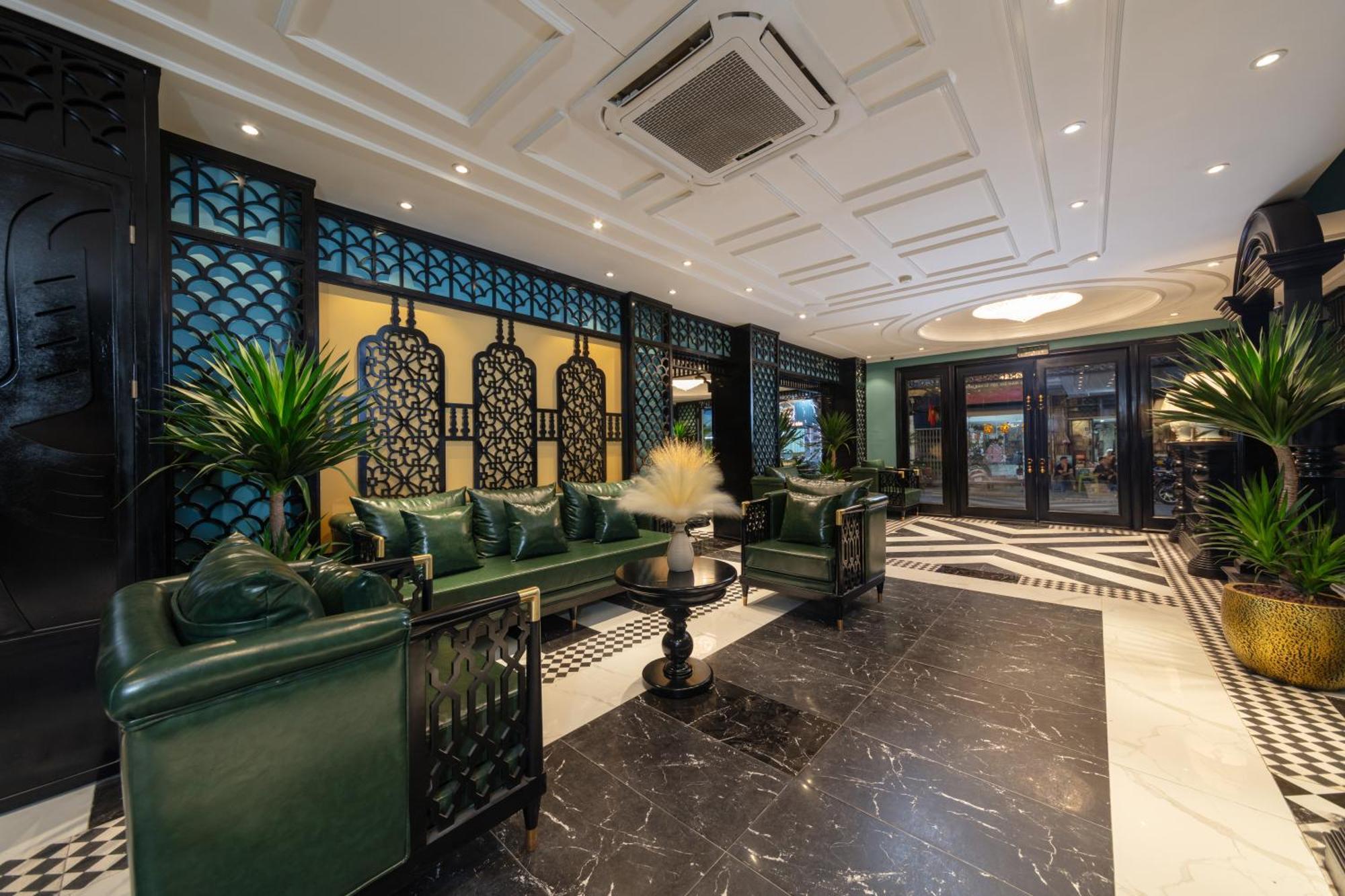Madelise Grand Hotel Ханой Екстериор снимка
