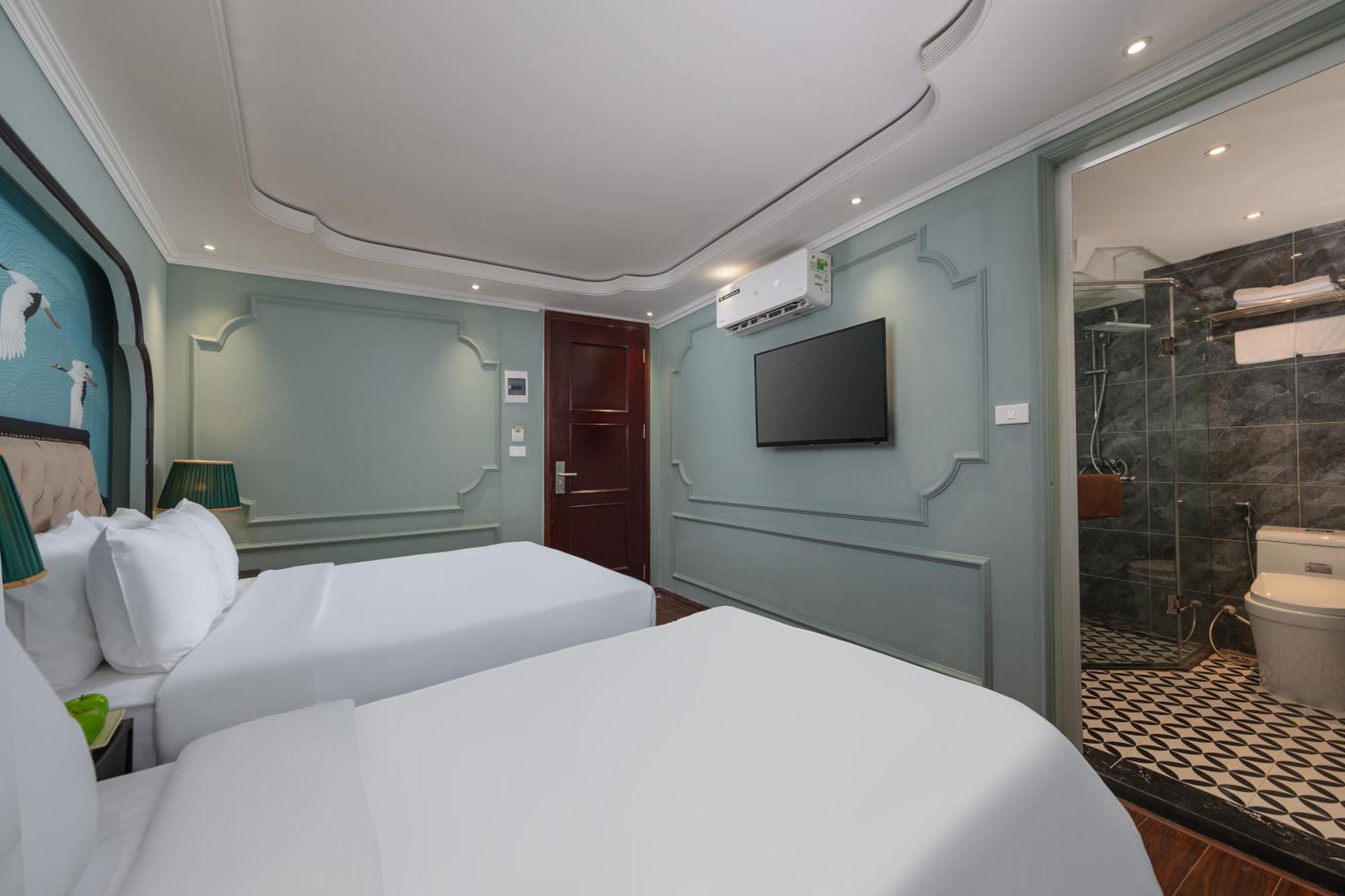 Madelise Grand Hotel Ханой Екстериор снимка
